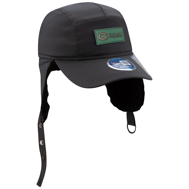 Casquette ajustable à oreilles de chien pour homme New Era anthracite Green Bay Packers 2025 Sideline Runner