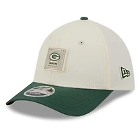Men's New Era  Cream/Green Green Bay Packers 2026 NFL Training Camp 39THIRTY M-Crown Flex Hat