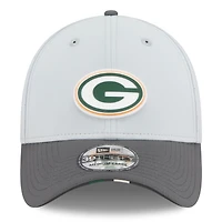 Men's New Era  Gray/Graphite Green Bay Packers 2025 NFL Training Camp 39THIRTY Flex Hat