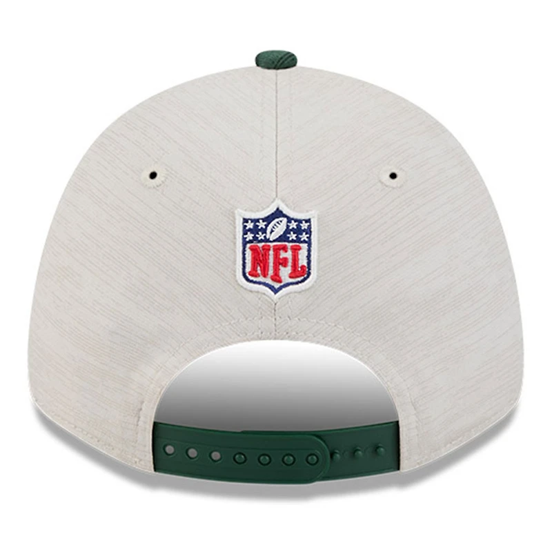 Casquette réglable Green Bay Packers 2024 Sideline 9FORTY New Era pour homme