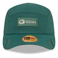 Casquette ajustable Sideline Runner 2025 verte New Era pour homme des Green Bay Packers