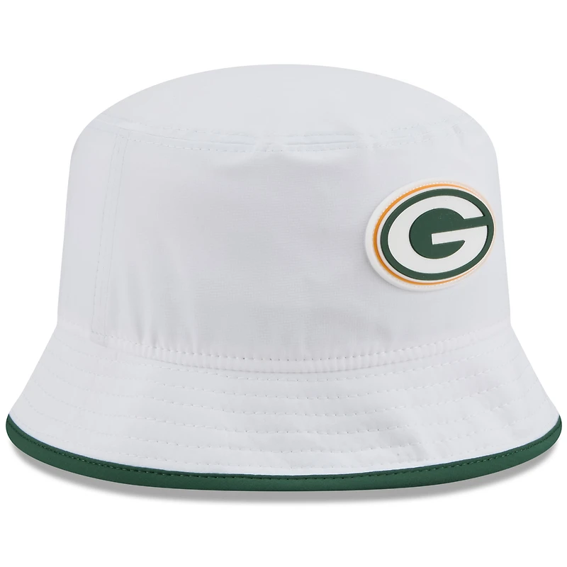 Bob New Era extensible blanche pour homme, camp d'entraînement NFL 2025 des Green Bay Packers