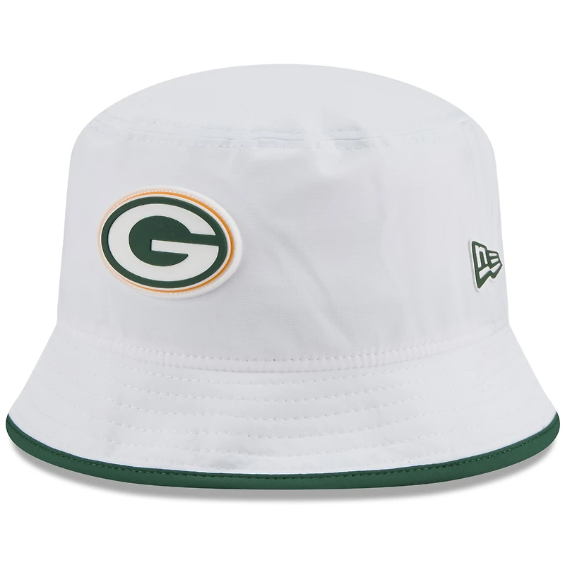 Bob New Era extensible blanche pour homme, camp d'entraînement NFL 2025 des Green Bay Packers