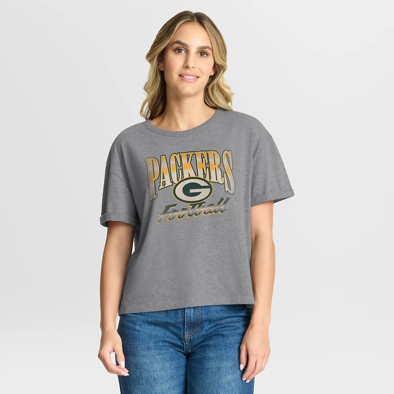 T-shirt Fanatics Heather Gray Green Bay Packers Overplayed Tribute Tri-Blend Boxy pour femmes