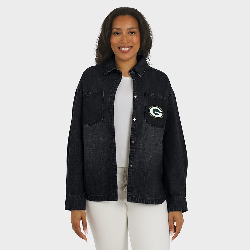 Veste-chemise oversize en denim délavé noir à boutons-pression des Packers de Green Bay pour femme par Erin Andrews