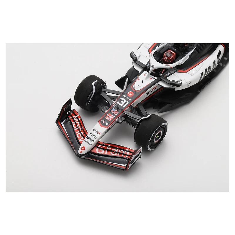 Voiture miniature Spark Models Esteban Ocon Haas F1 Team 2025 n° 31 MoneyGram à l'échelle 1:43