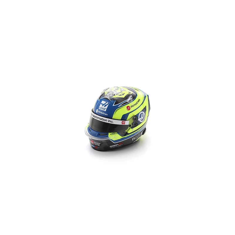 Casque à l'échelle 1:5 d'Ollie Bearman, pilote de l'écurie Haas F1 Team 2025, par Spark Models