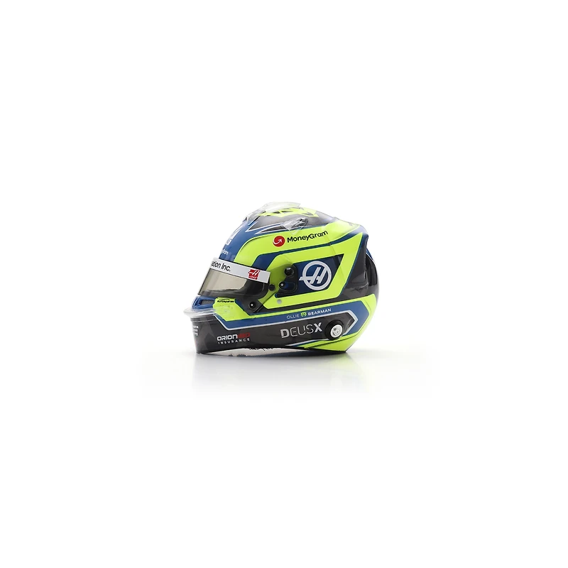 Casque à l'échelle 1:5 d'Ollie Bearman, pilote de l'écurie Haas F1 Team 2025, par Spark Models