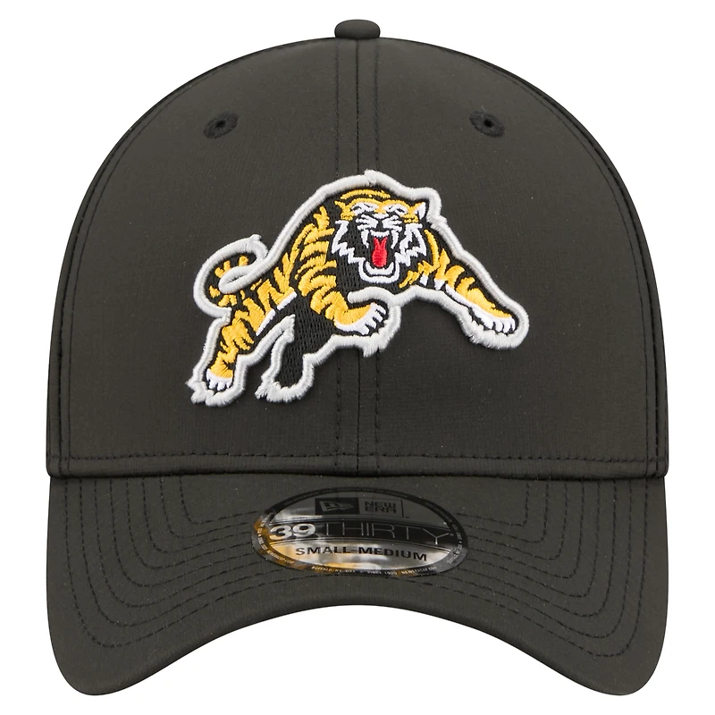 Casquette New Era noire pour homme Hamilton Tiger-Cats 2026 Sideline 39THIRTY Flex