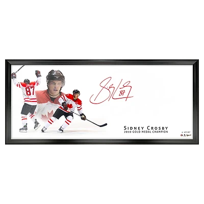 Frameworth - Impression encadrée grand format autographiée de Sidney Crosby (Hockey Canada, Équipe Canada 2010) - 45,7 x 111,8 cm - Édition limitée à 87 exemplaires