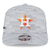 Men's New Era Gray Houston Astros 2025 MLB Clubhouse 9SEVENTY Stretch-Snap Hat