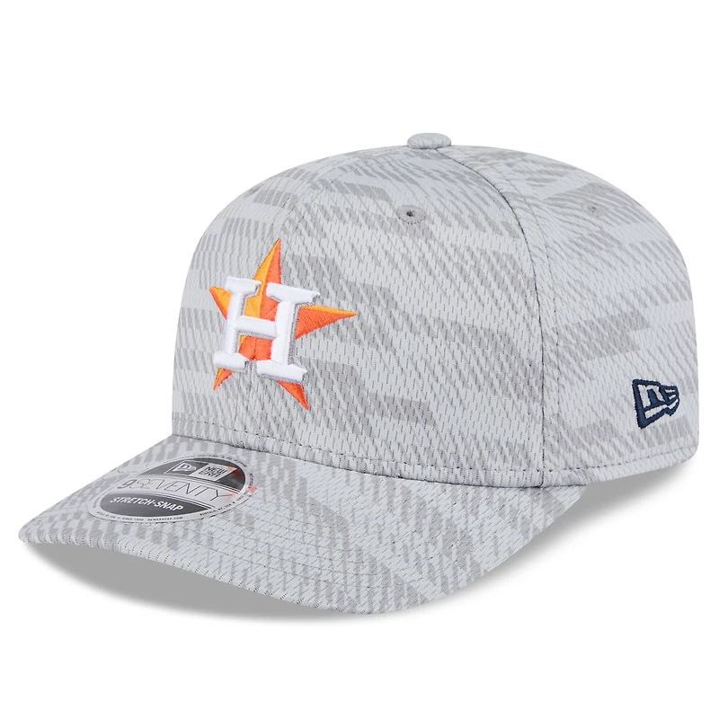 Men's New Era Gray Houston Astros 2025 MLB Clubhouse 9SEVENTY Stretch-Snap Hat