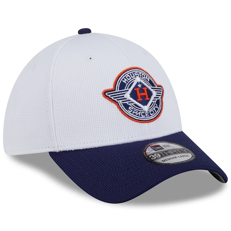 Casquette d'entraînement au bâton 39THIRTY Flex City Connect 2025 des Astros de Houston pour homme New Era, blanc/bleu marine