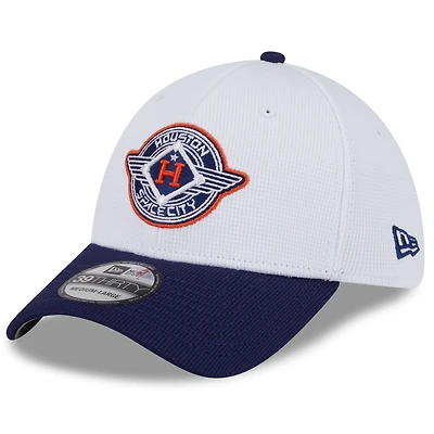 Casquette d'entraînement au bâton 39THIRTY Flex City Connect 2025 des Astros de Houston pour homme New Era, blanc/bleu marine