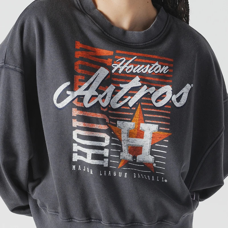 Women's New Era Navy Houston Astros Boxy Mineral Wash Dolmen Sleeve Cropped Sweatshirt