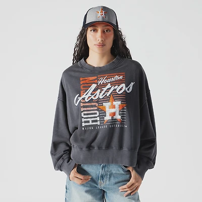 Women's New Era Navy Houston Astros Boxy Mineral Wash Dolmen Sleeve Cropped Sweatshirt