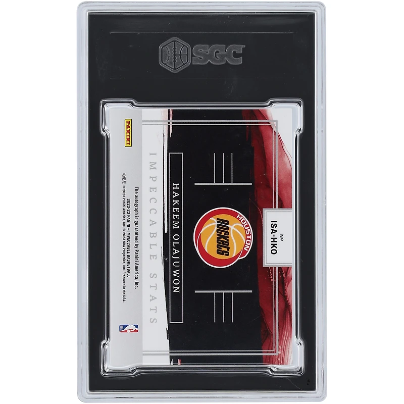 Carte Panini Impeccable Stat autographiée 2022-23 de Hakeem Olajuwon Houston Rockets #ISA-HKO #51/72 SGC authentifiée 8,5/10