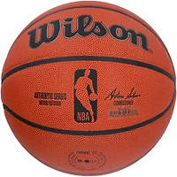 Ballon de basket d'intérieur/extérieur Wilson Authentic Series autographié par Hakeem Olajuwon des Houston Rockets avec inscription « 2x Finals MVP »