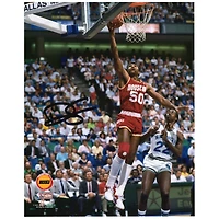 Photographie autographiée de Ralph Sampson des Houston Rockets contre les Dallas Mavericks, 8" x 10"