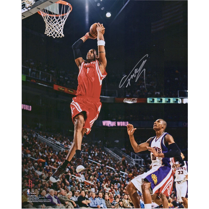 Photographie autographiée de 16" x 20" de Tracy McGrady, dunk à deux mains contre les Phoenix Suns, Houston Rockets