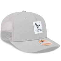 Casquette camionneur ajustable 9SEVENTY grise New Era pour homme, Houston Texans 2025 Sideline
