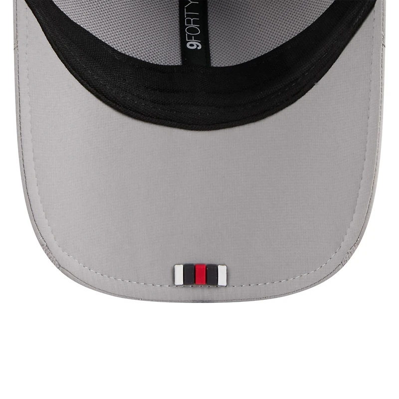 Men's New Era Gray Houston Texans 2025 Sideline M-Crown 9FORTY Adjustable Hat
