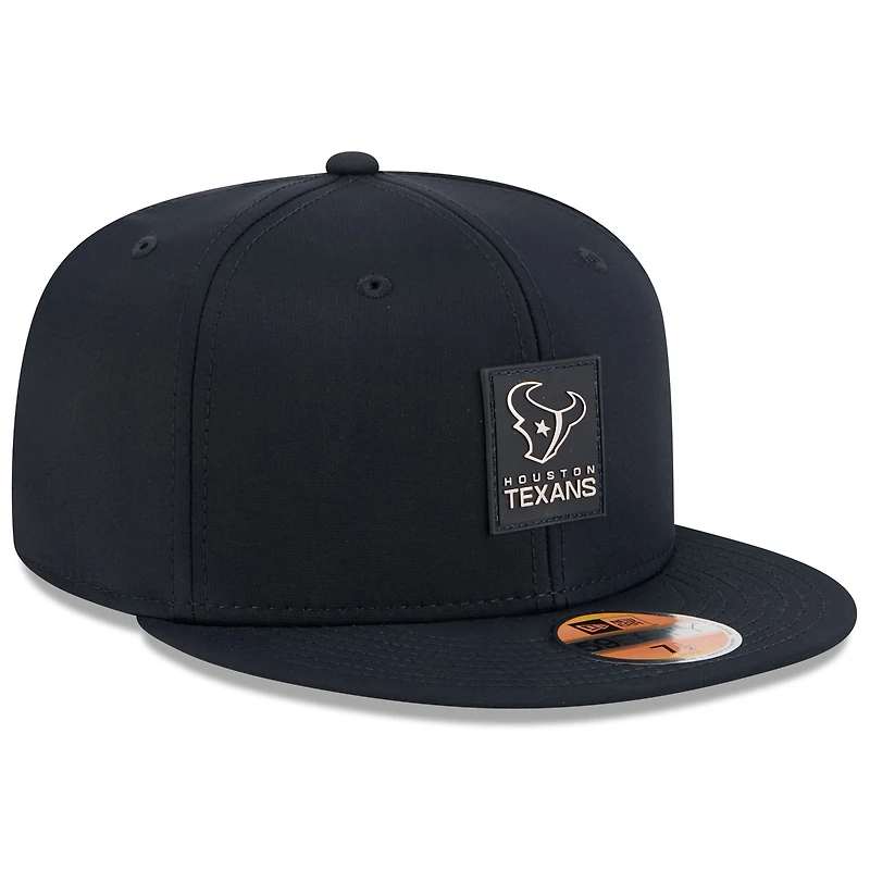Casquette ajustée New Era 59FIFTY bleu marine Houston Texans 2025 Sideline pour homme