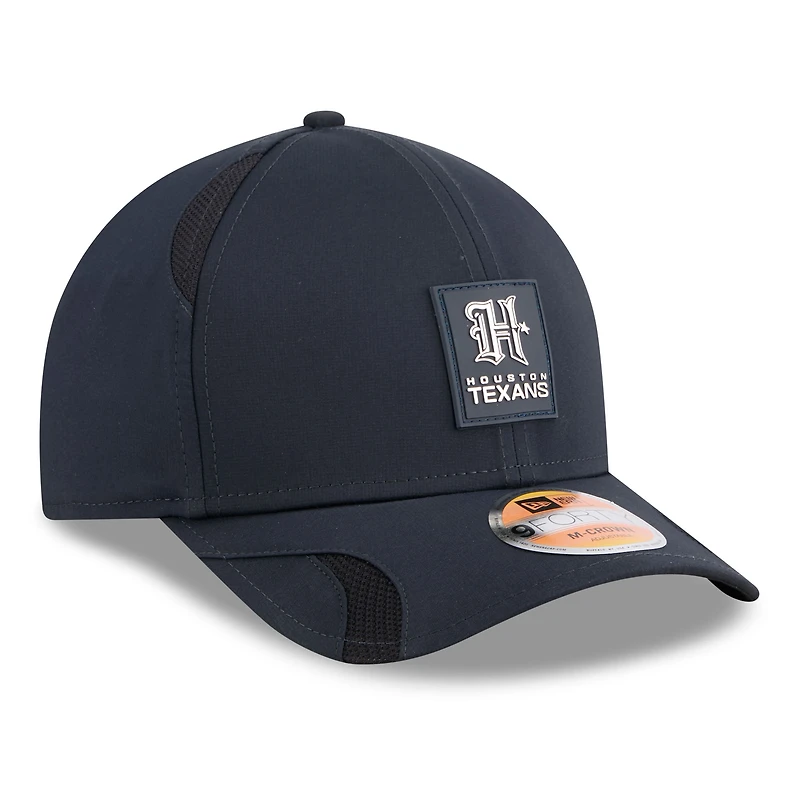 Casquette ajustable New Era 9FORTY bleu marine Houston Texans 2025 Sideline H-Town M-Crown pour homme