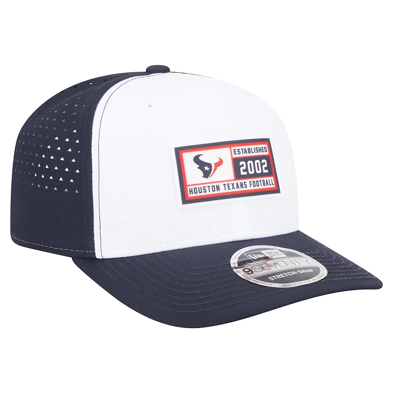 Casquette ajustable 9SEVENTY blanche/bleu marine Houston Texans Established Patch pour homme New Era