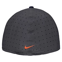 Casquette de baseball Nike anthracite Illinois Fighting Illini 2025 On-Field True Performance pour homme