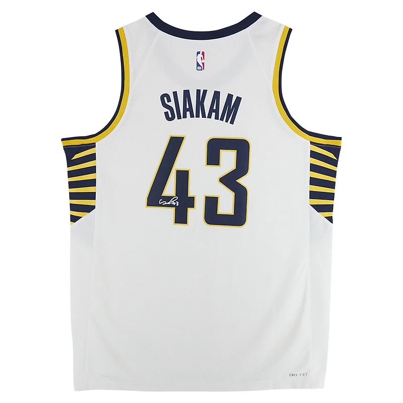 Maillot Nike Swingman blanc dédicacé par Pascal Siakam des Indiana Pacers
