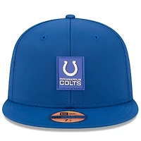 Casquette ajustée New Era Royal Indianapolis Colts 2025 Sideline 59FIFTY pour homme
