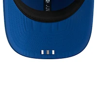 Casquette ajustable New Era Royal Indianapolis Colts 2025 Sideline 9SEVENTY Trucker pour homme