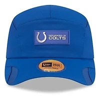 Casquette ajustable New Era Royal Indianapolis Colts 2025 Sideline Runner pour homme