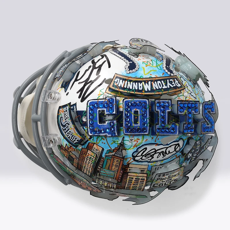 Casque miniature Riddell Speed ​​rétro 2004-2019, autographié par Peyton Manning (Indianapolis Colts) - Illustration de Charles Fazzino - WN55916375