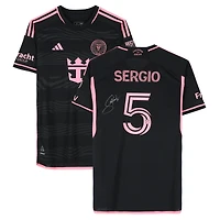 Maillot adidas noir dédicacé Sergio Busquets de l'Inter Miami CF, numéro 5, utilisé lors du match contre Columbus Crew le 2 octobre 2024 - Taille L