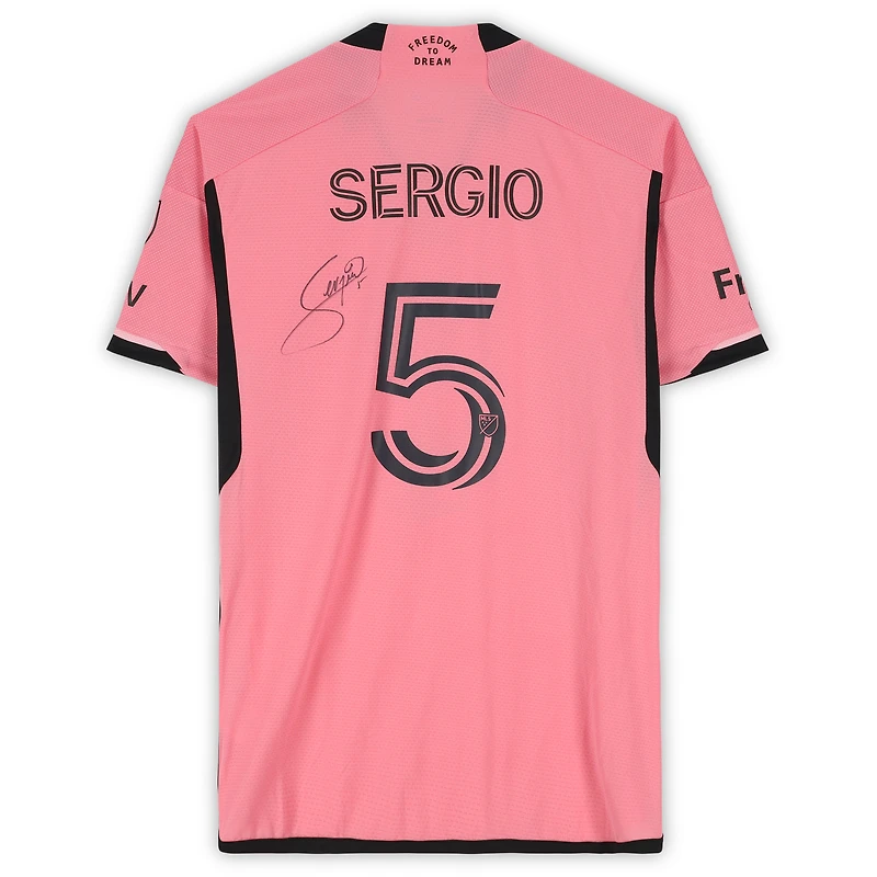 Maillot adidas rose dédicacé Sergio Busquets Inter Miami CF #5 contre New England Revolution le 19 octobre 2024 - Taille L