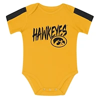 Infant Outerstuff Black/Gold Iowa Hawkeyes Double Down Bodysuit and Pants 3-Piece Set