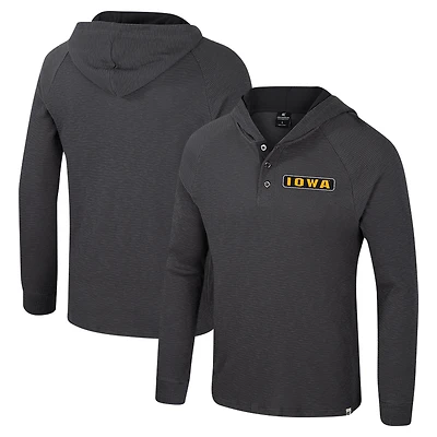 T-shirt à capuche manches longues Henley pour homme Colosseum Charcoal Iowa Hawkeyes Dujour Ralgan