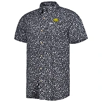 Chemise boutonnée Columbia Iowa Hawkeyes Super Slack Tide Omni-Shade Team noire pour homme