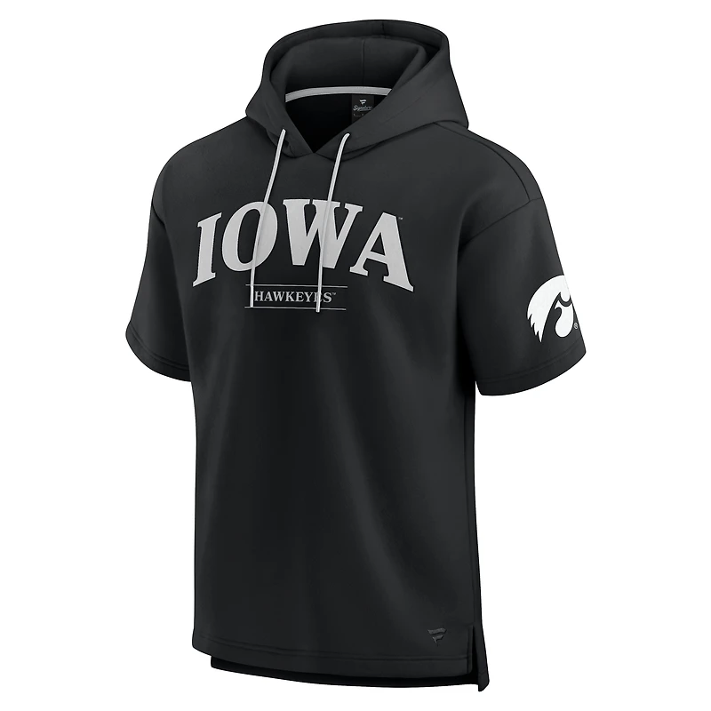 Sweat à capuche manches courtes Fanatics pour hommes Iowa Hawkeyes Ready Black