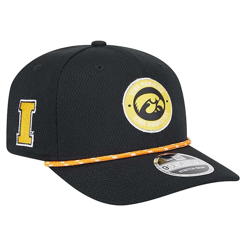 Casquette extensible à boutons-pression COOLERA 9SEVENTY Iowa Hawkeyes de New Era pour homme, noire