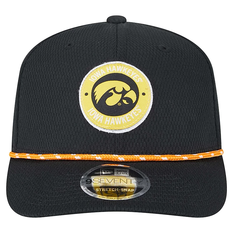 Casquette extensible à boutons-pression COOLERA 9SEVENTY Iowa Hawkeyes de New Era pour homme, noire