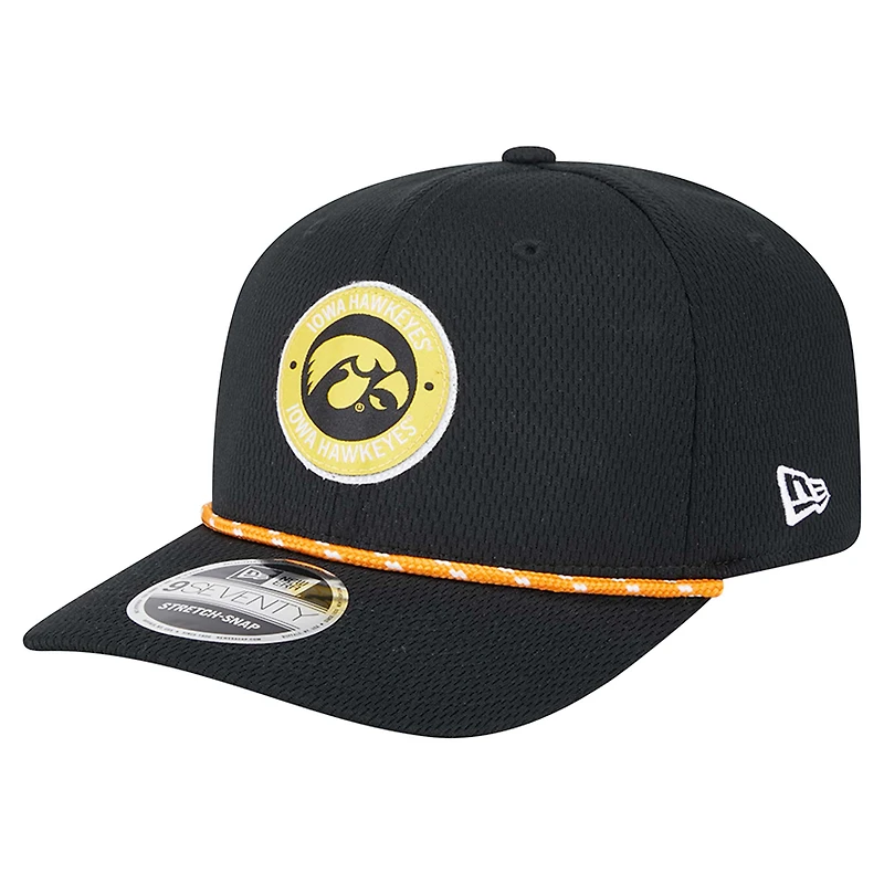 Casquette extensible à boutons-pression COOLERA 9SEVENTY Iowa Hawkeyes de New Era pour homme, noire