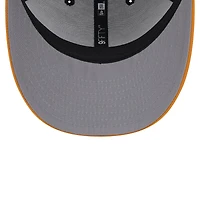 Casquette de camionneur Snapback 9FIFTY noire Iowa Hawkeyes Throwback Circle Patch New Era pour hommes
