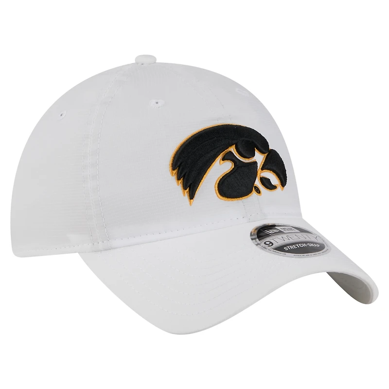 Casquette ajustable New Era Iowa Hawkeyes Active Ripstop 9TWENTY blanche pour homme