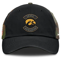 Casquette ajustable Nike noire/camouflage Iowa Hawkeyes 2025 Military Appreciation Club pour homme