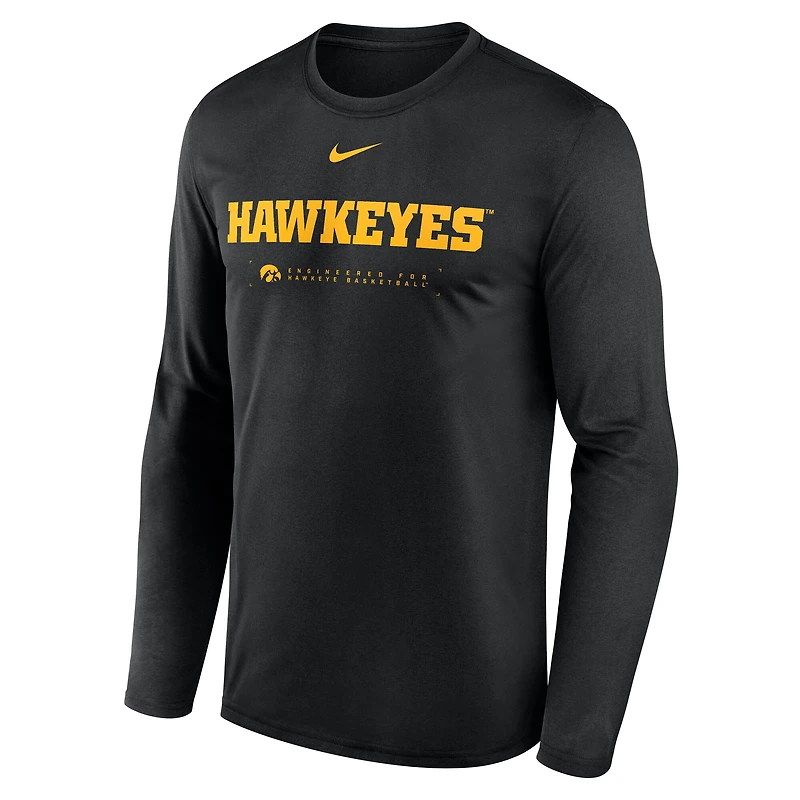T-shirt à manches longues Nike noir pour homme Iowa Hawkeyes 2025 Courtside Basketball Shootaround Legend Dri-FIT