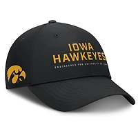 Men's Nike Black Iowa Hawkeyes 2025 On-Field Gameday Club Adjustable Hat
