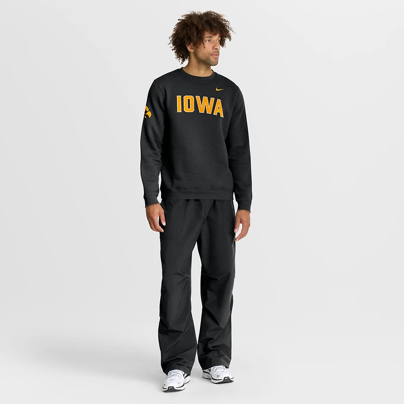 Men's Nike Black Iowa Hawkeyes 2026 Sideline Club Sweatshirt